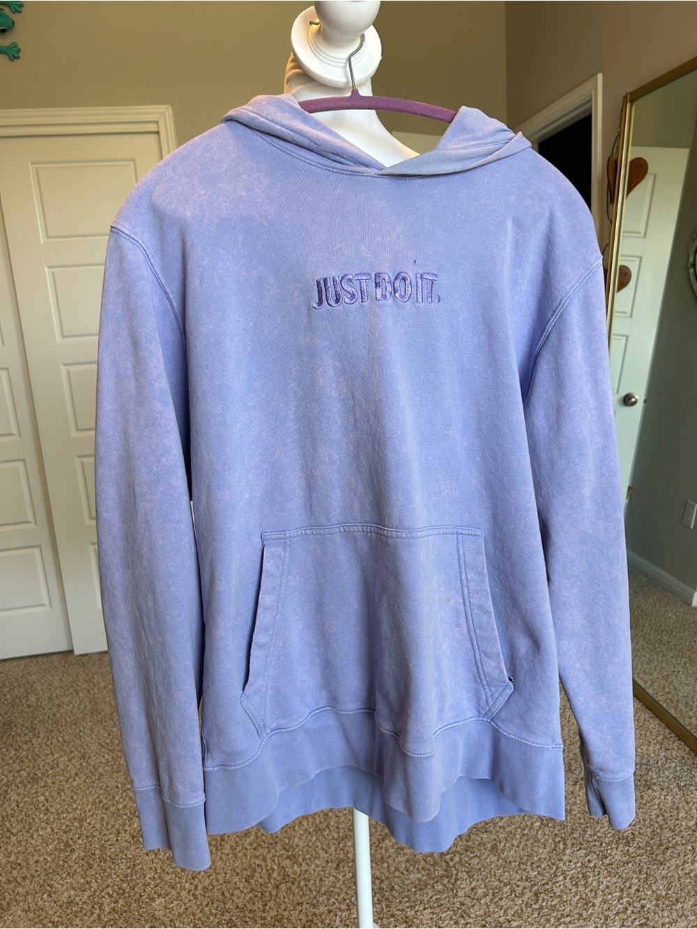 Nike Just Do It Purple Hoodie Sweatshirt Women’s Size XL